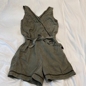 Cloth & Stone Olive Romper